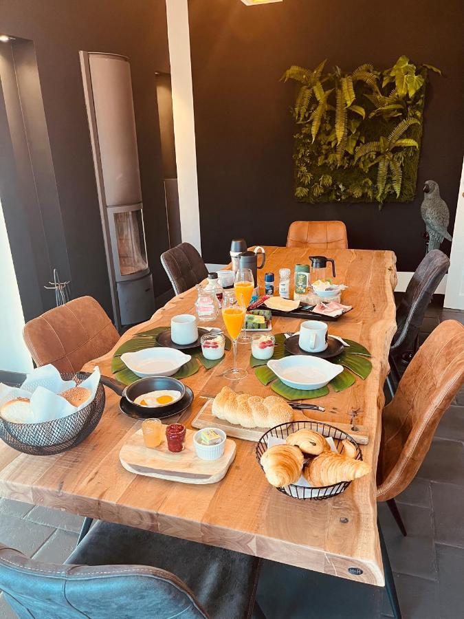 La Villa Chambre Deluxe Twin บาสตาญ ภายนอก รูปภาพ